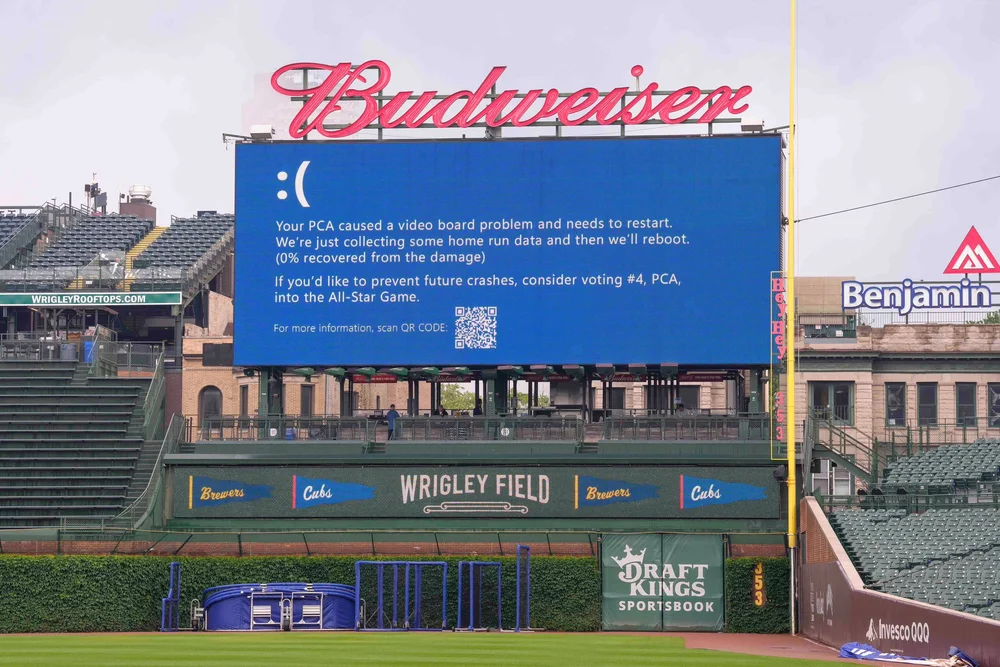 blue screen baseball