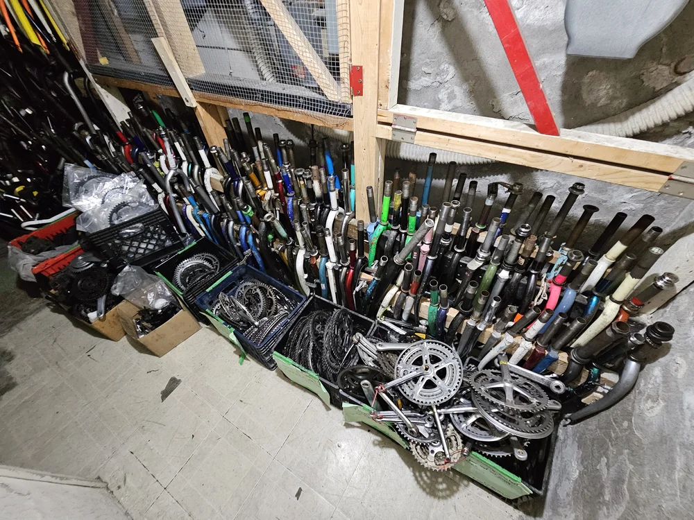 diy bike repair shop