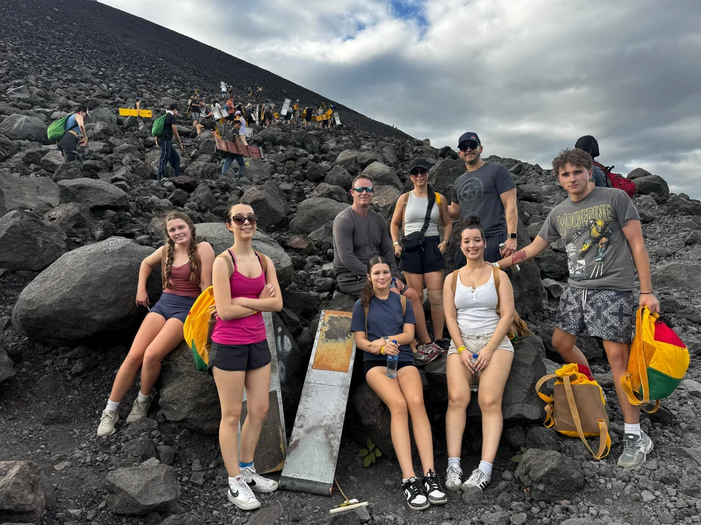 group hike up cerro negro