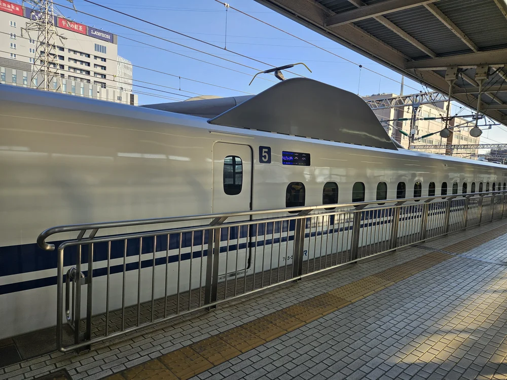 shinkansen bullet train in japan