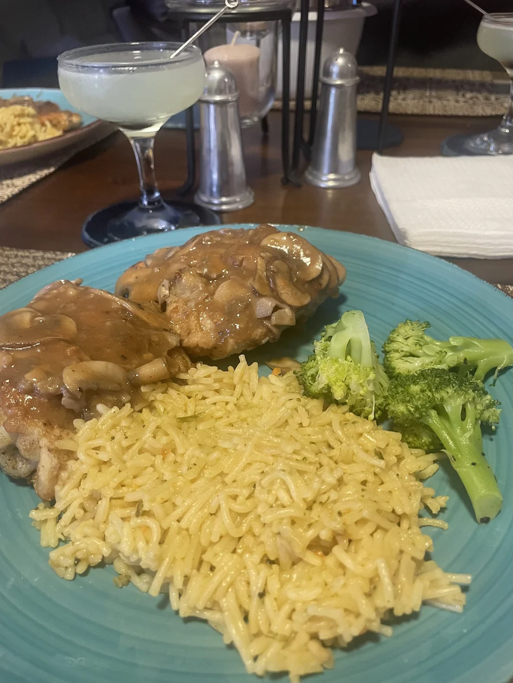 chicken in mushroom wine sauce with rice and broccoli