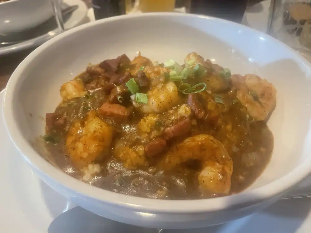 shrimps and grits