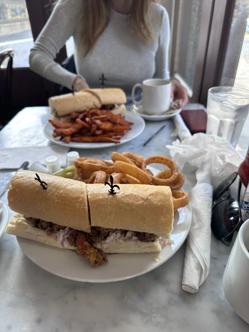 fried oyster po boy
